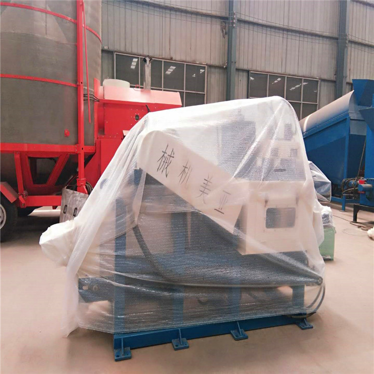 YM-210木屑機發貨現場 YM-210木屑機發貨現場